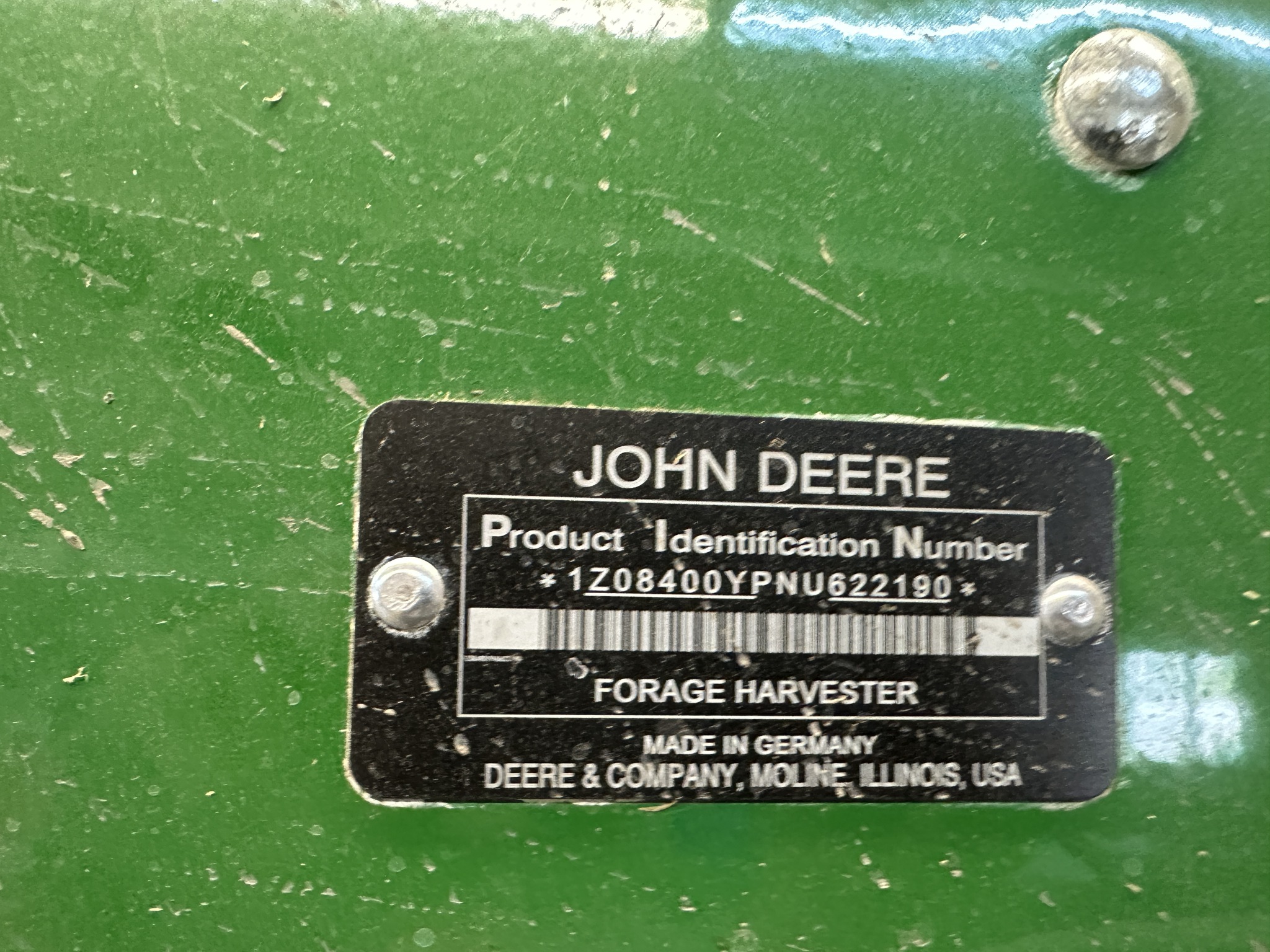 2022 John Deere 8400 Image 18