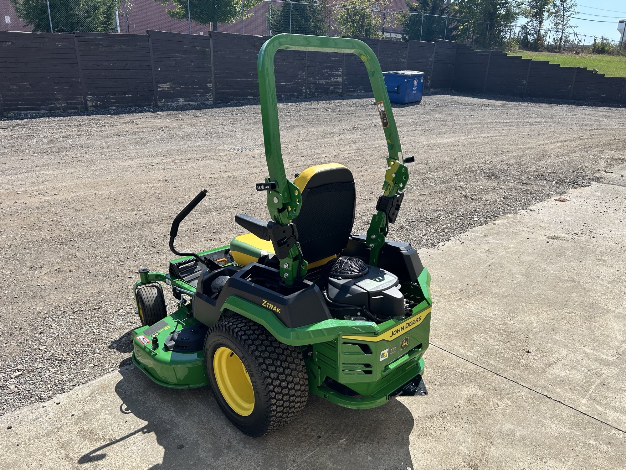 2025 John Deere Z530R Image 6
