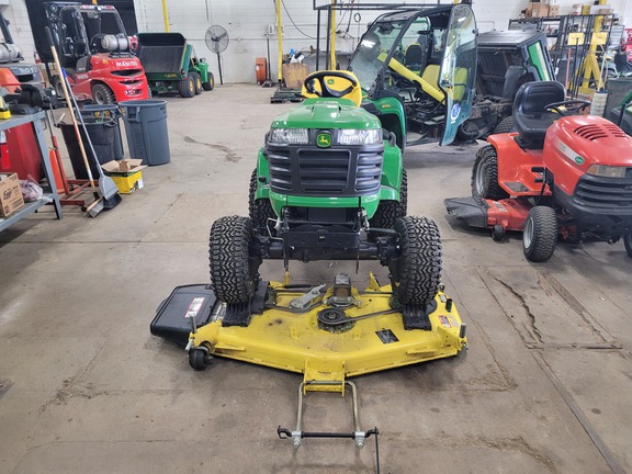 Photo of 2021 John Deere X739