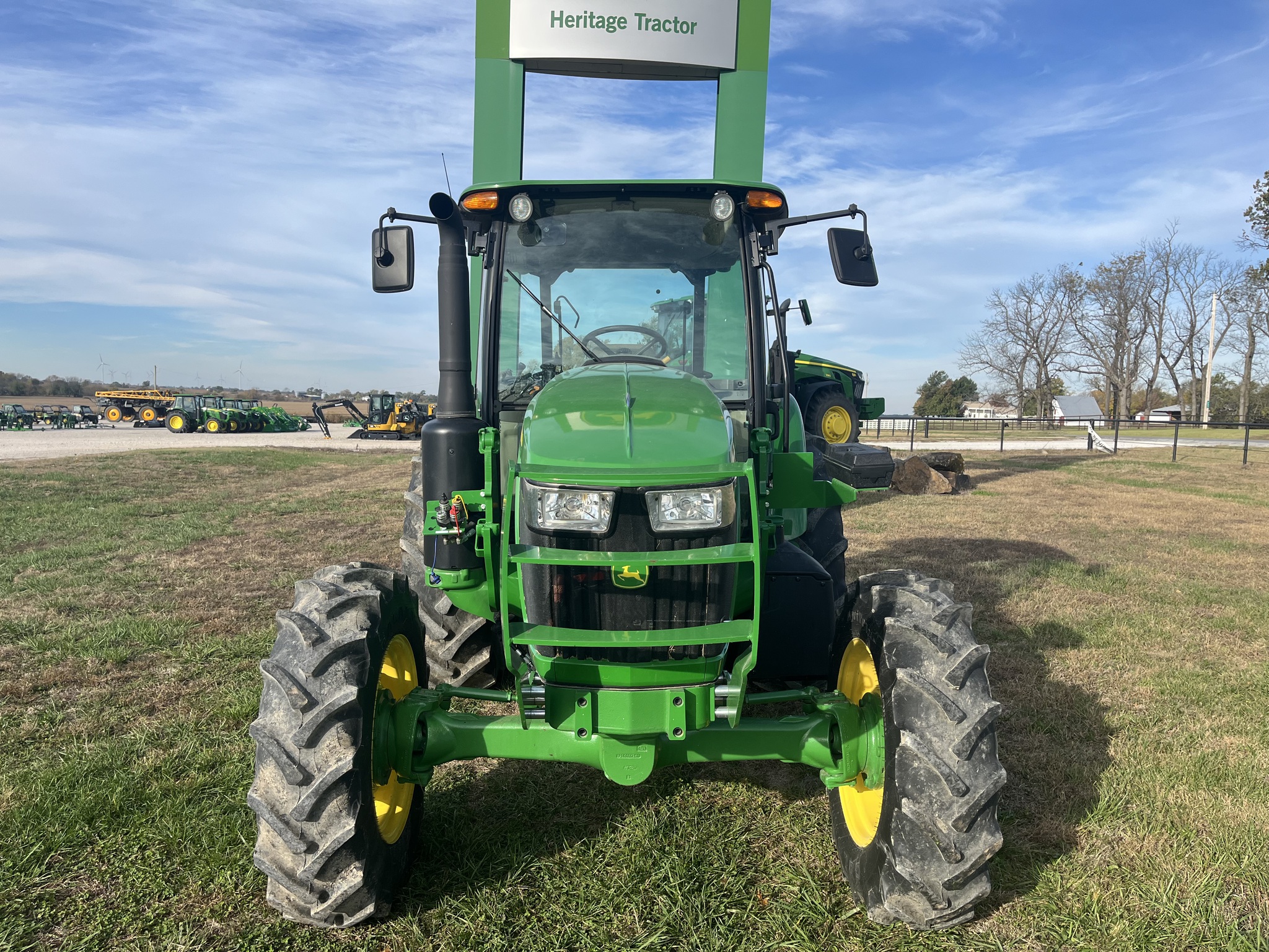  2022 John Deere 5090E at Heritage Tractor in Lockwood, MO