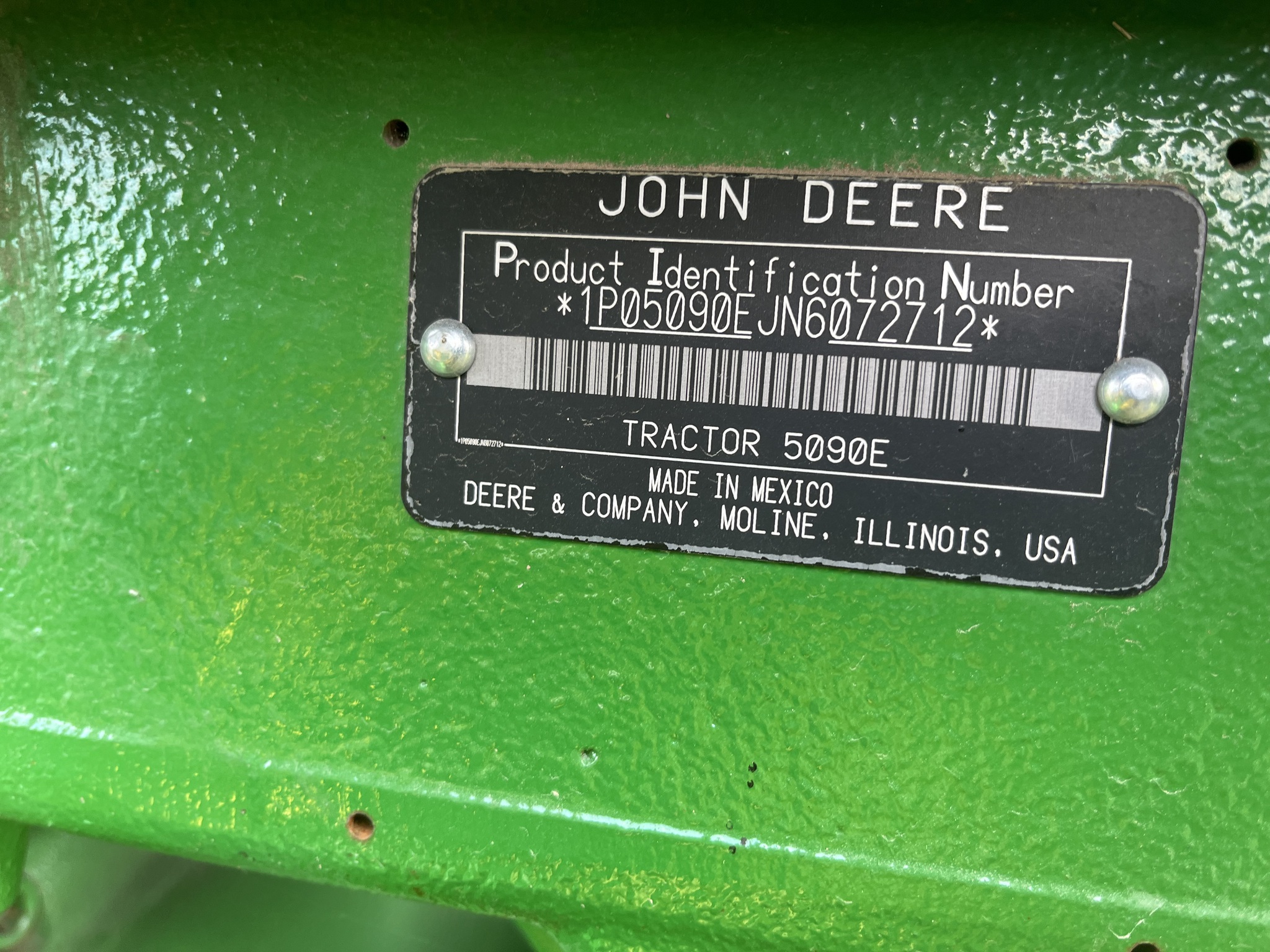  2022 John Deere 5090E at Heritage Tractor in Lockwood, MO