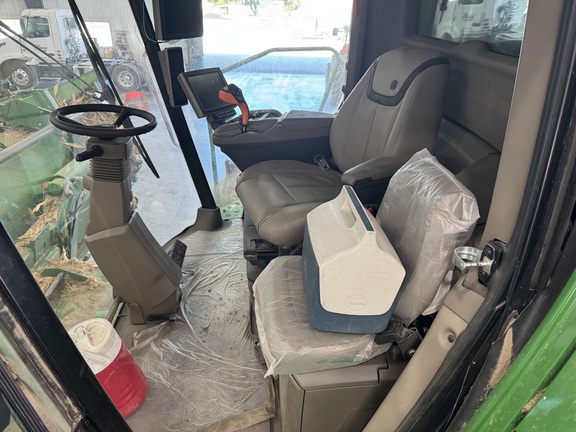 Photo of 2022 John Deere X9 1000