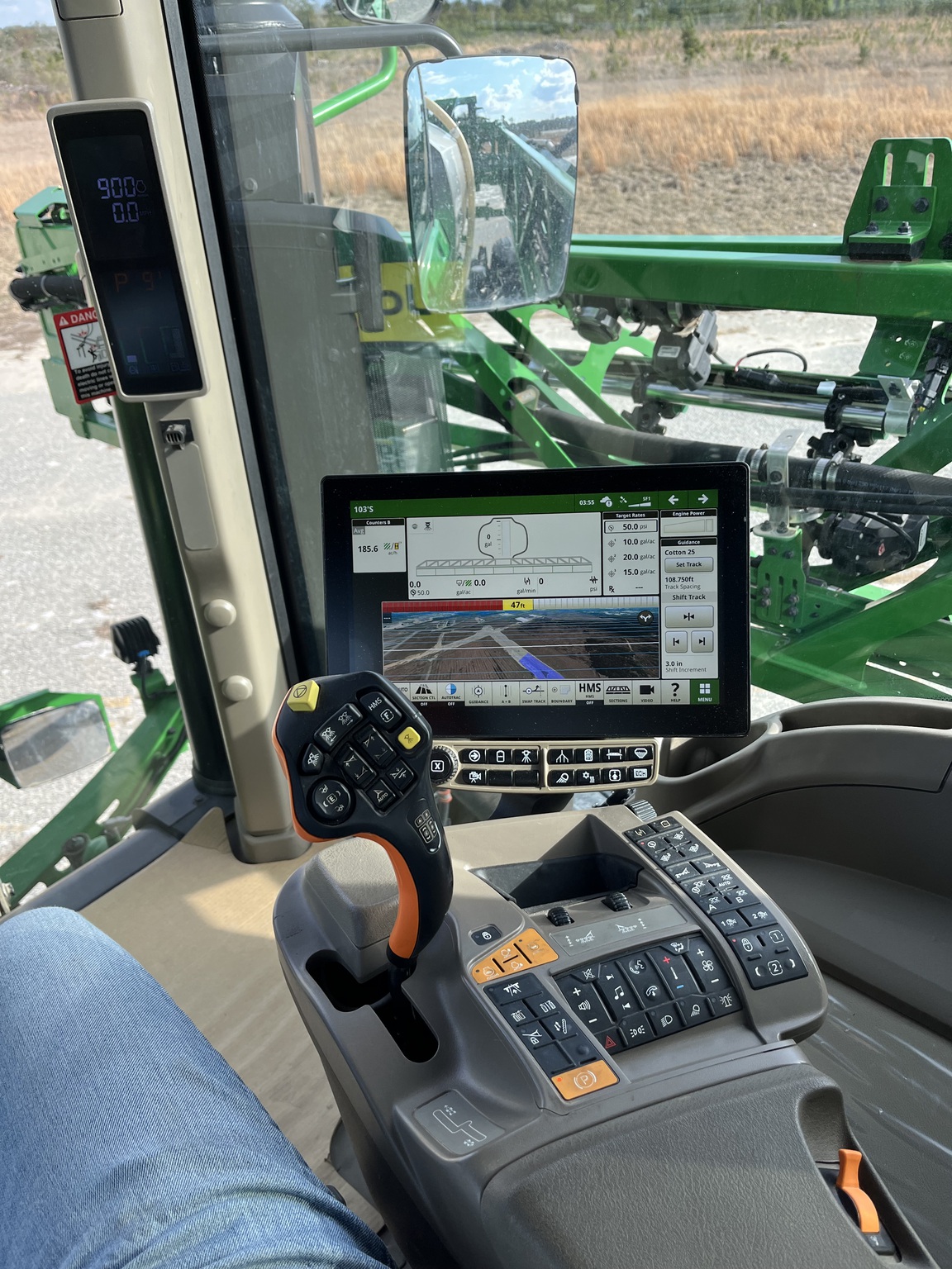 2025 John Deere 410R Image 14