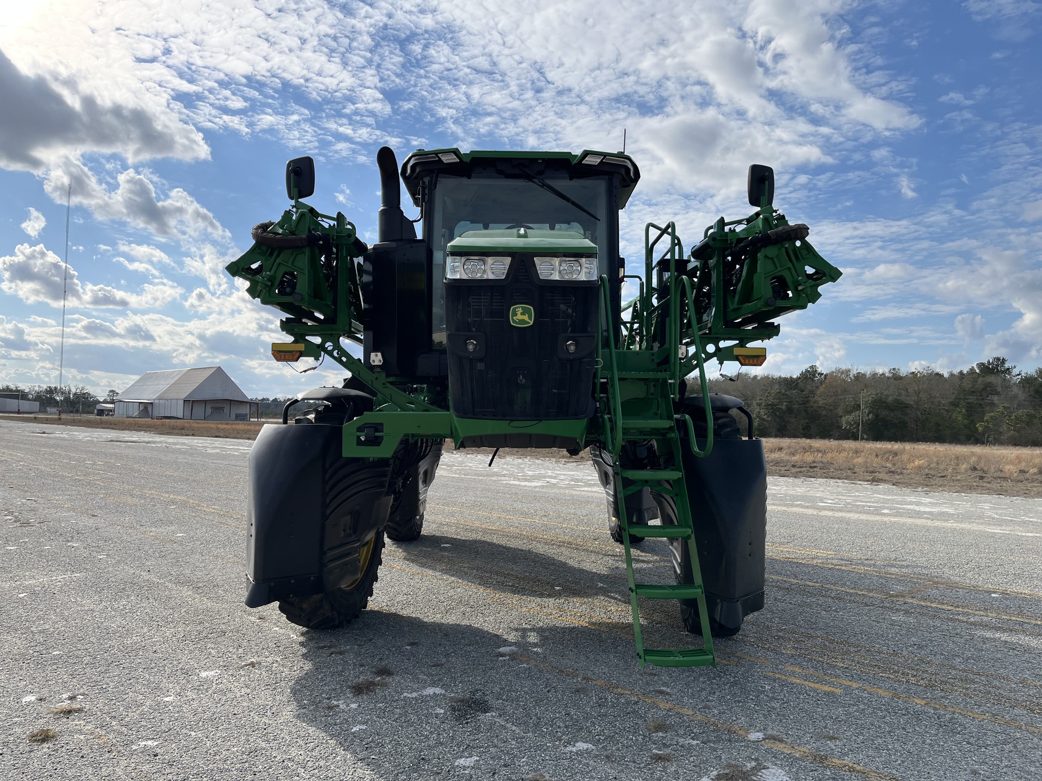 2025 John Deere 410R Image 2