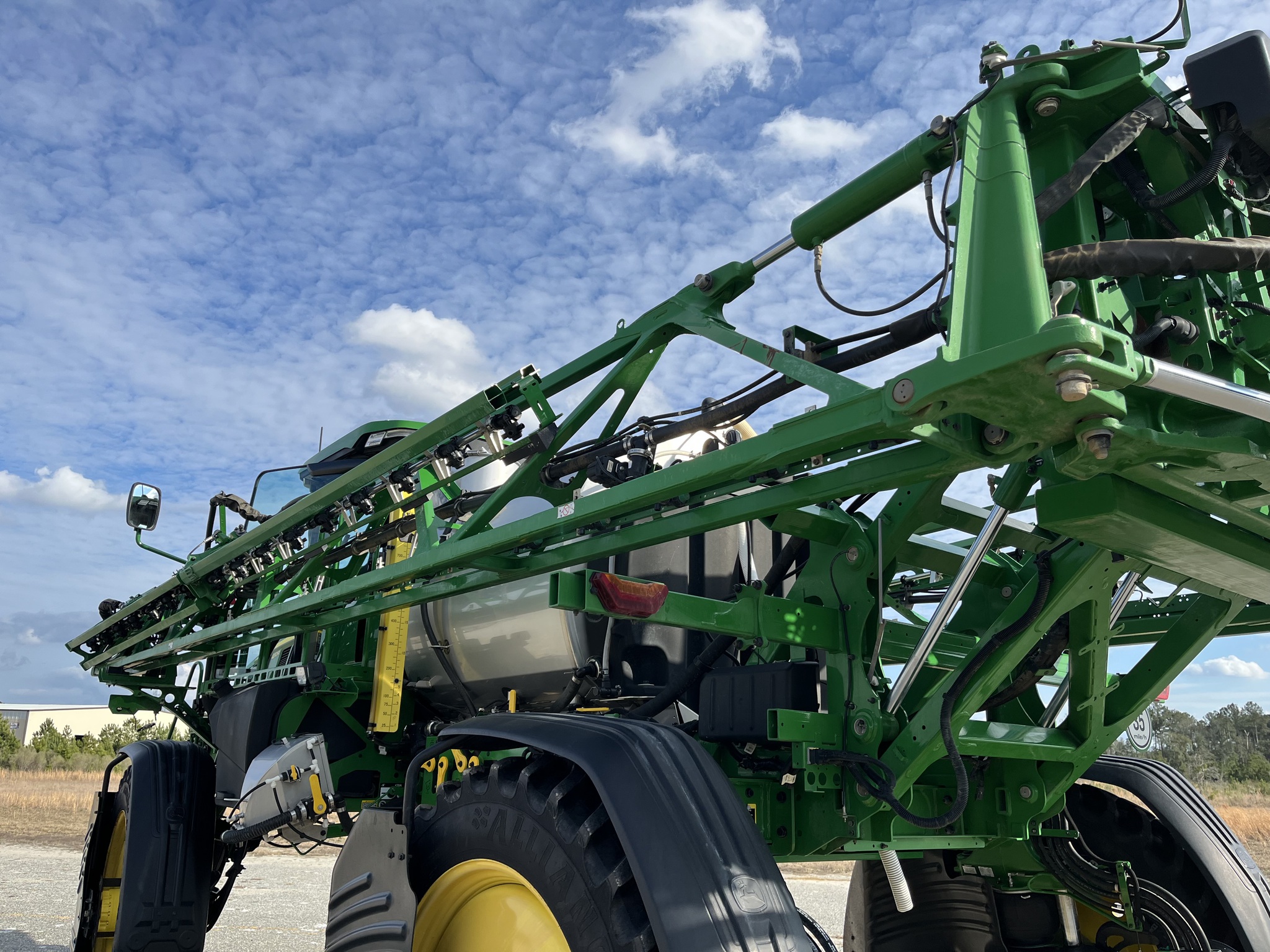 2025 John Deere 410R Image 8