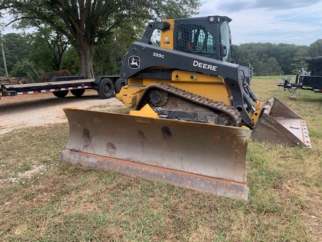 John Deere 333G Image 1
