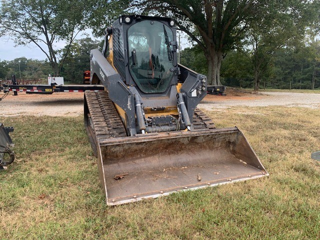 John Deere 333G Image 2