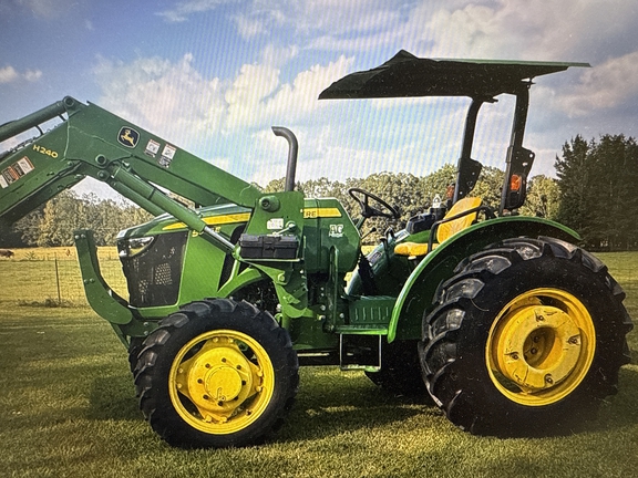 2017 John Deere 5065E Photo 5