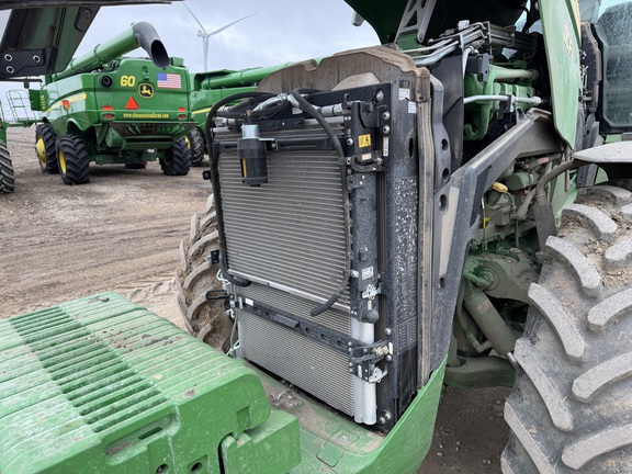 2025 John Deere 8R 410 - Photo19