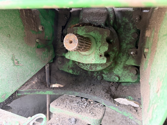 2025 John Deere 8R 410 - Photo26