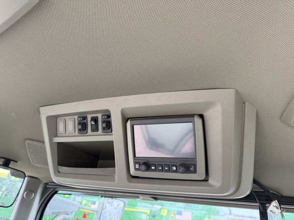 2025 John Deere 8R 410 - Photo30