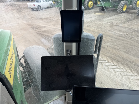 2025 John Deere 8R 410 - Photo33