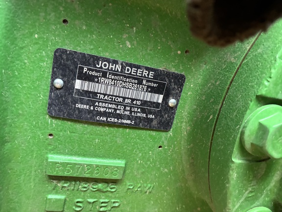 2025 John Deere 8R 410 - Photo43