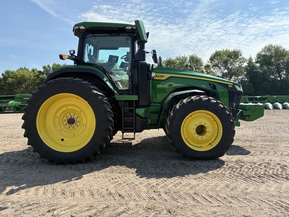 2025 John Deere 8R 410 - Photo4
