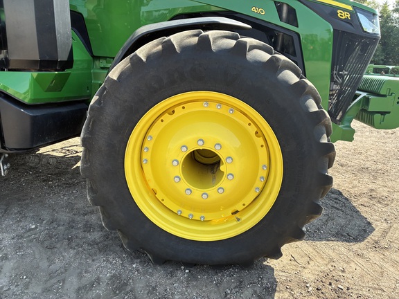 2025 John Deere 8R 410 - Photo13