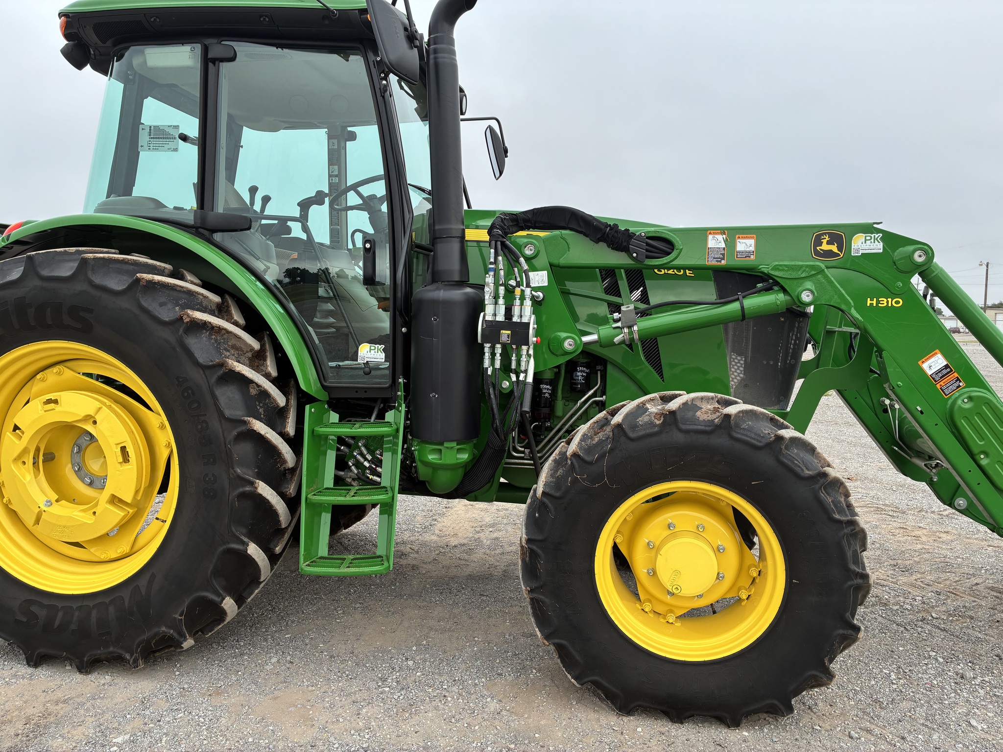 2024 John Deere 6120E Cab Image 3