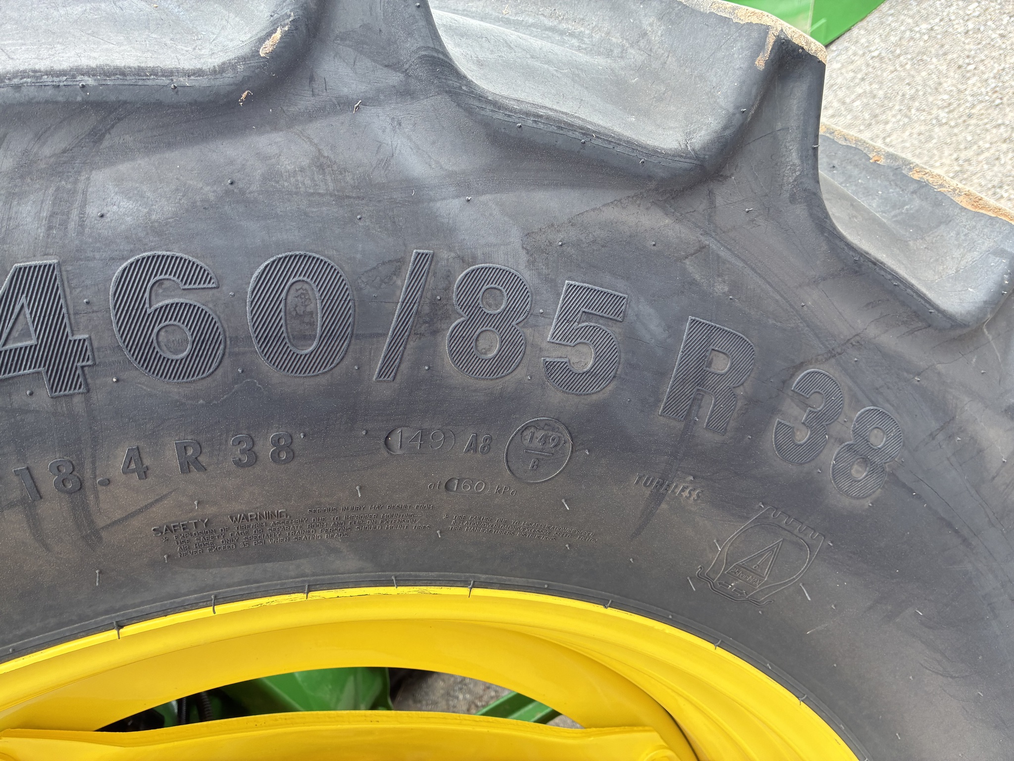 2024 John Deere 6120E Cab Image 5