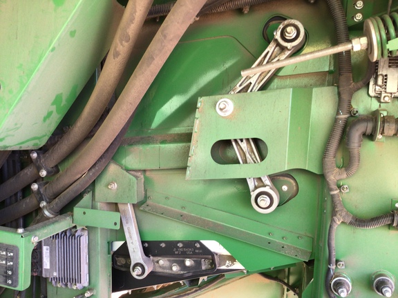 Used 2025 John Deere X9 1000 Combines at Horizon Ag & Turf in Lloydminster, AB - Photo23