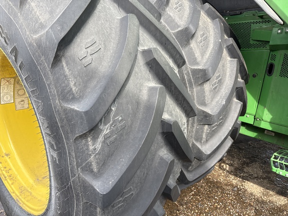 Used 2025 John Deere X9 1000 Combines at Horizon Ag & Turf in Lloydminster, AB - Photo12