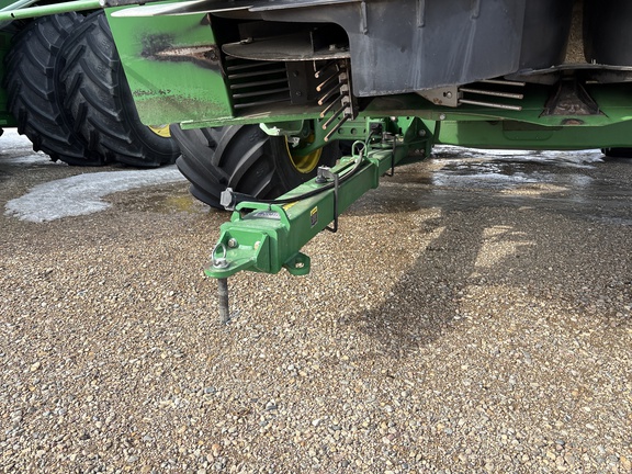 Used 2025 John Deere X9 1000 Combines at Horizon Ag & Turf in Lloydminster, AB - Photo10