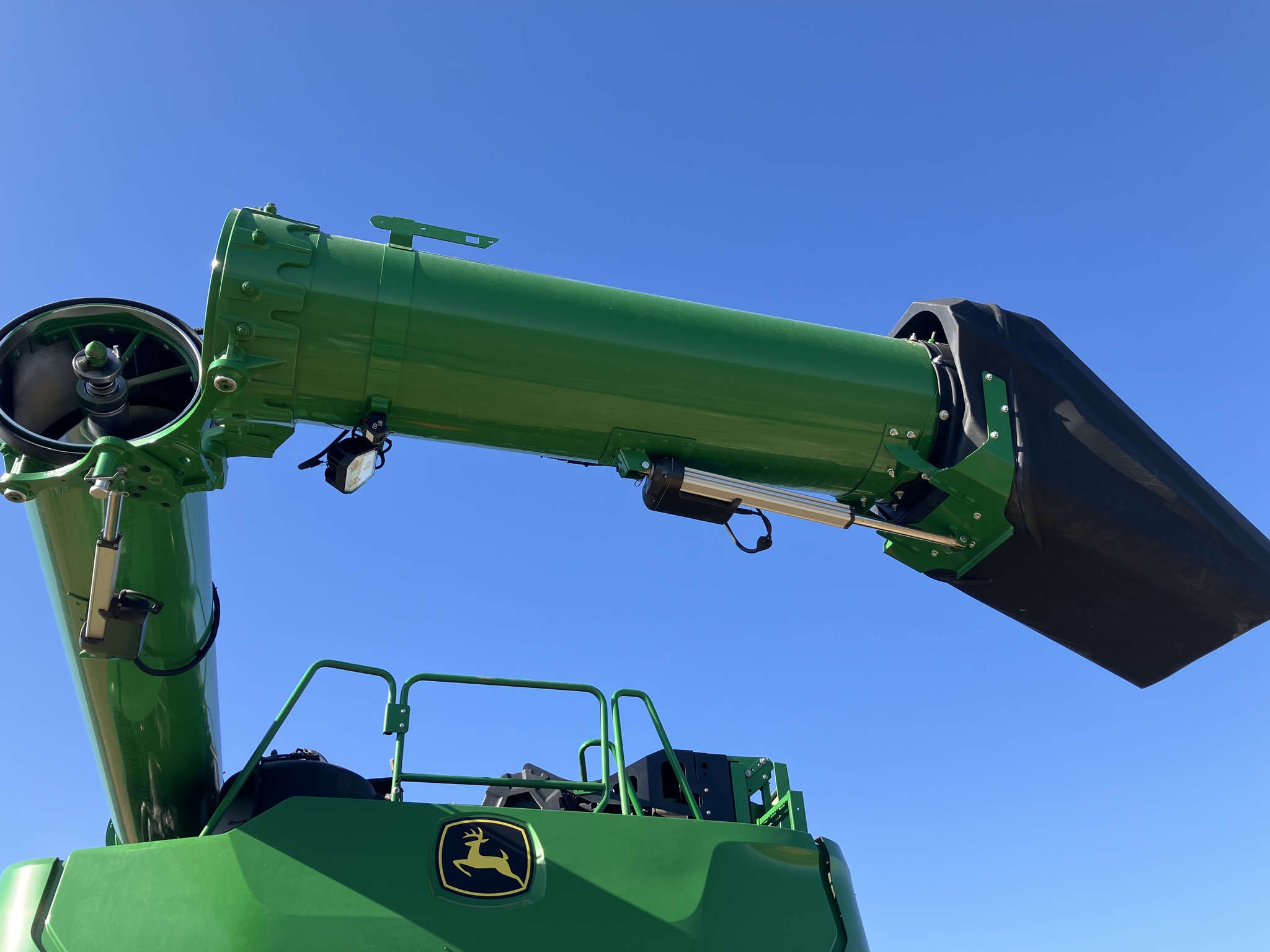 2023 John Deere X9 1000 Image 9