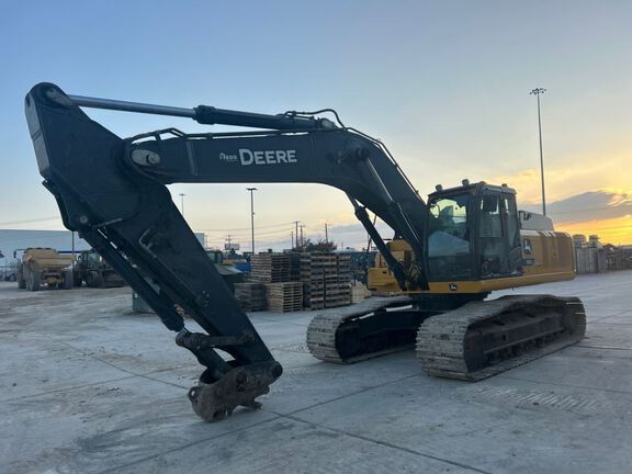 2023 John Deere 350P