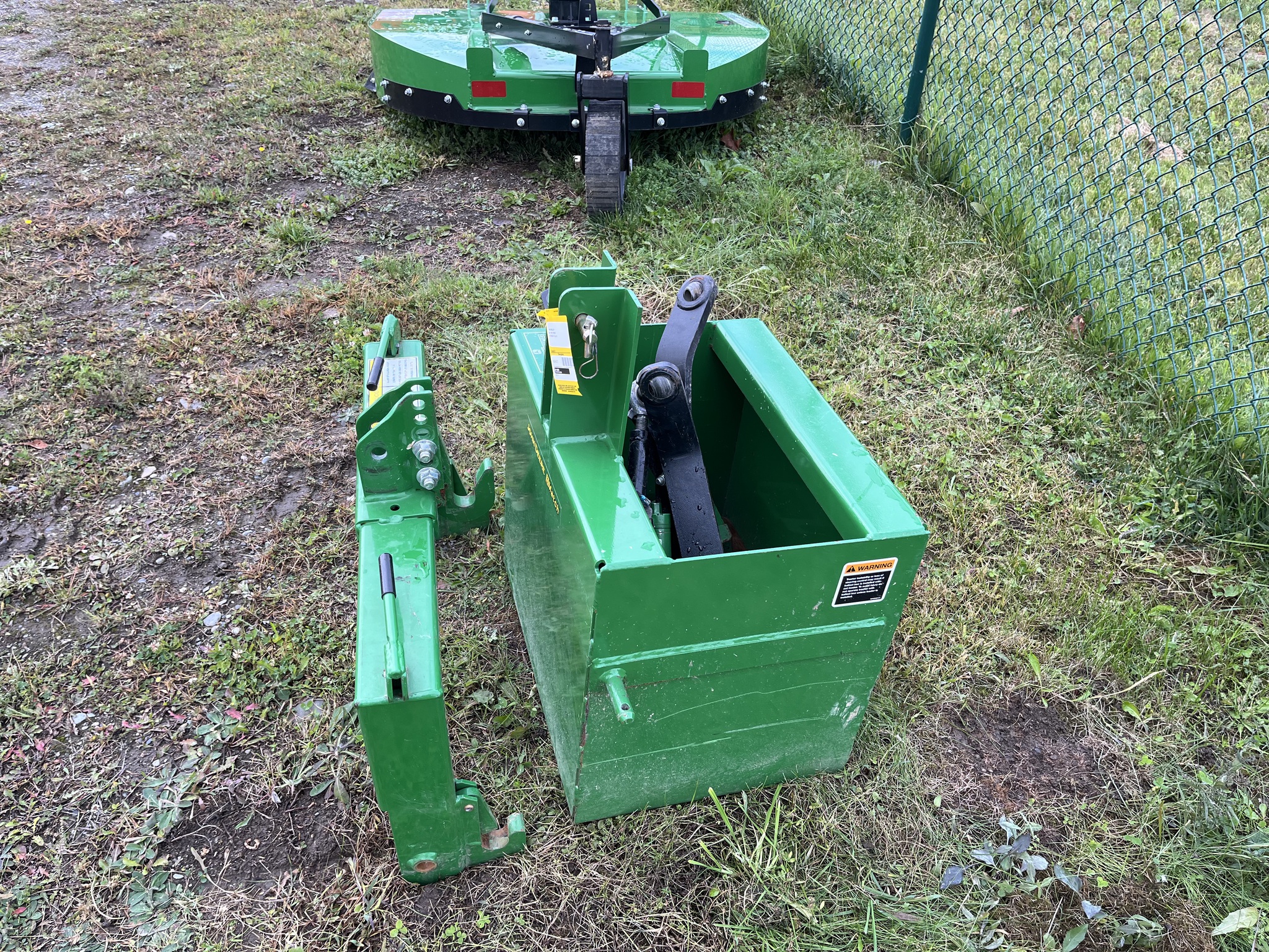 2017 John Deere 1025R Image 14
