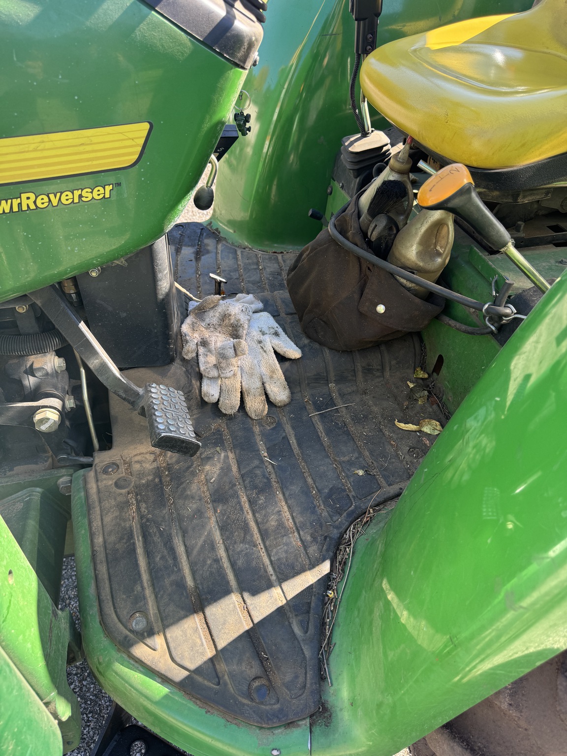 2001 John Deere 4700 Image 13