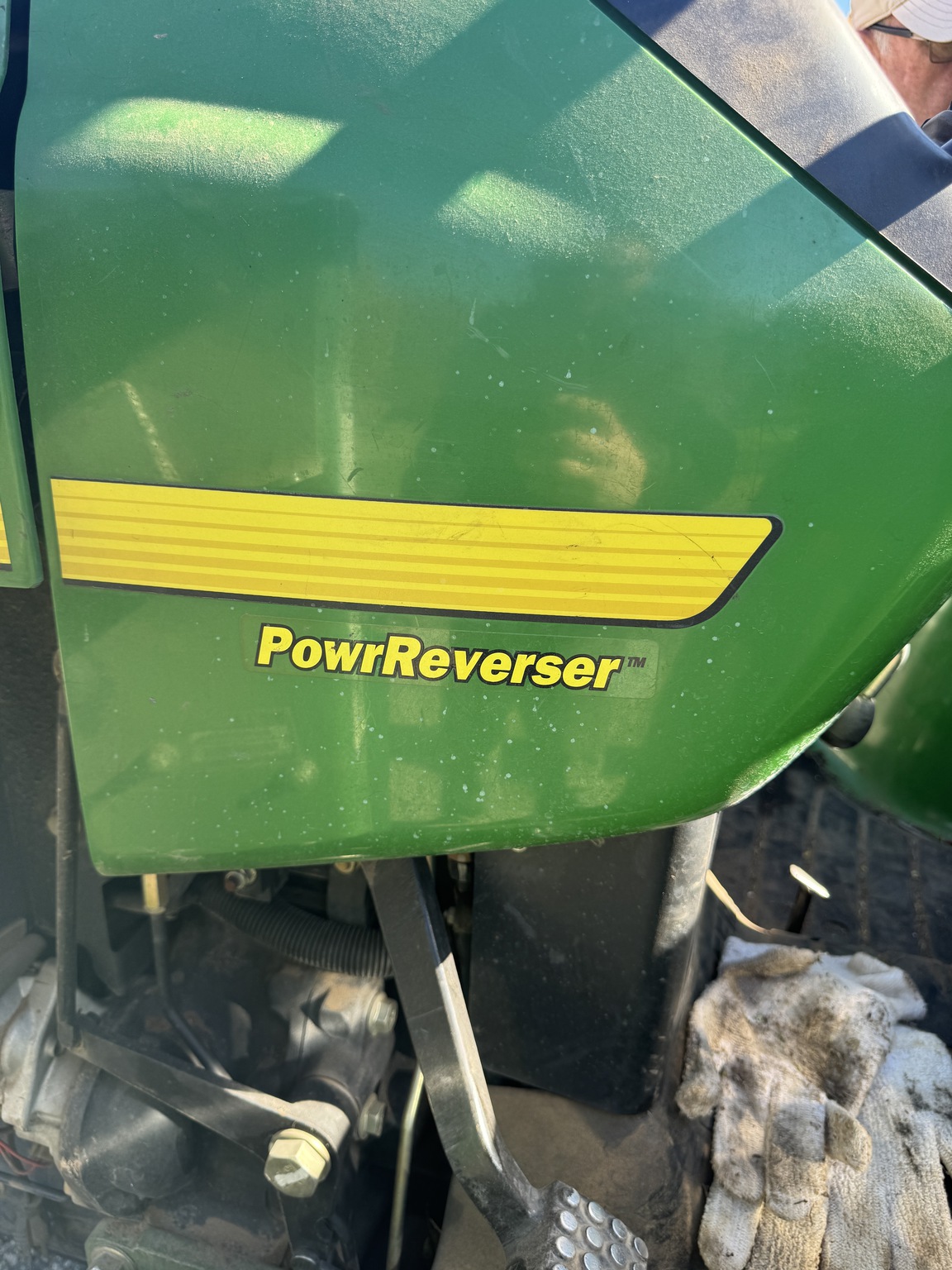 2001 John Deere 4700 Image 18