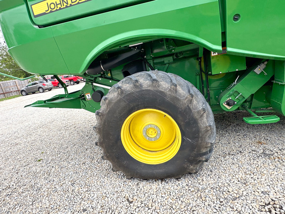 2014 John-Deere S660