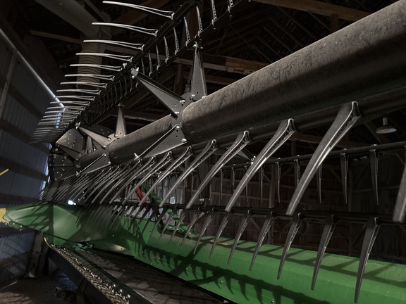 Used 2024 John Deere RD35F Combine Platforms at Koenig Equipment in Anna, OH - Photo16