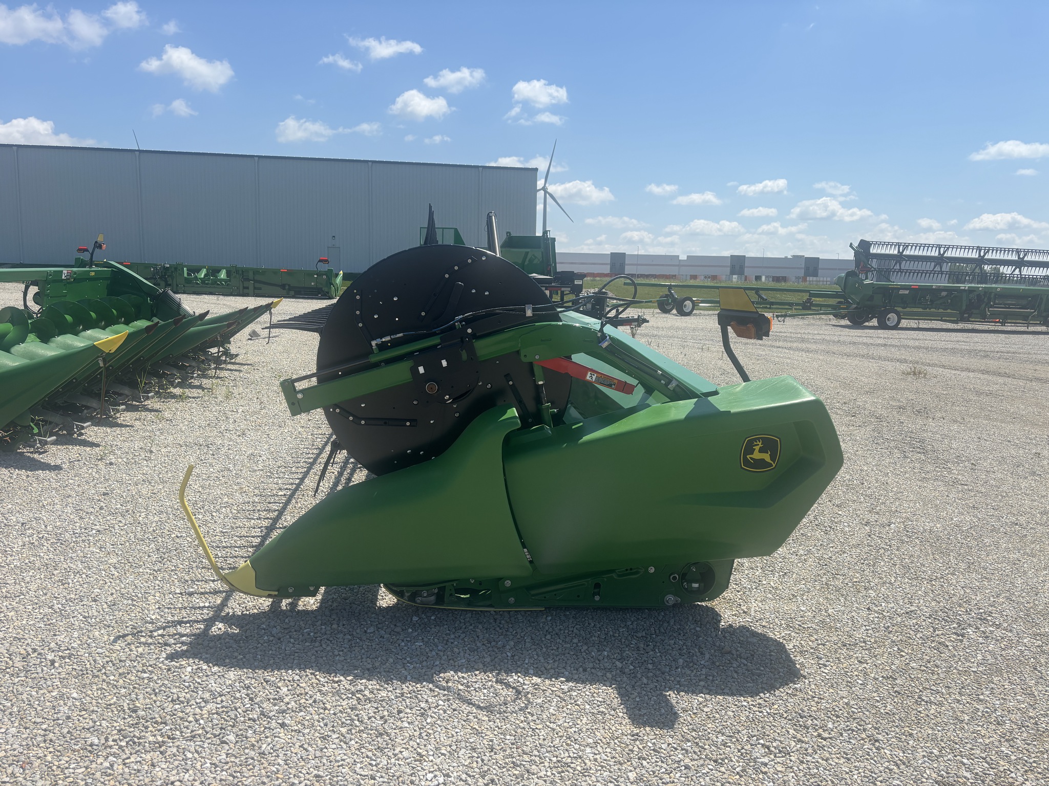 Used 2024 John Deere RD35F Combine Platforms at Koenig Equipment in Greenville, OH - PhotoXL3