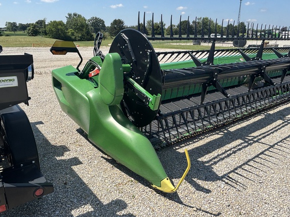 Used 2024 John Deere RD35F Combine Platforms at Koenig Equipment in Greenville, OH - Photo6