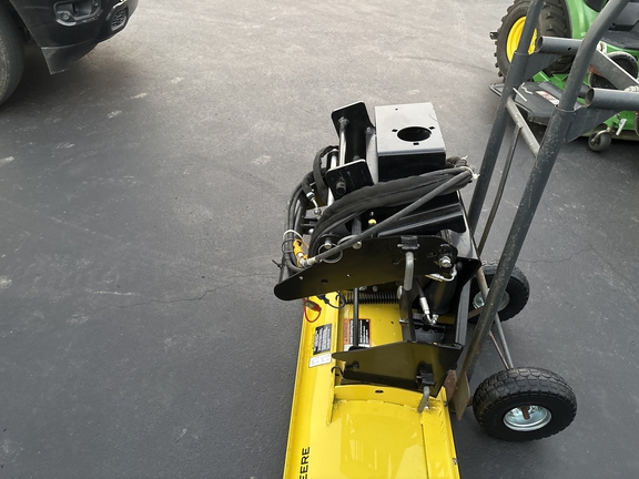 Used 2017 John Deere 1025R Compact Utility Tractors at Koenig Equipment in Amelia, OH - Photo12