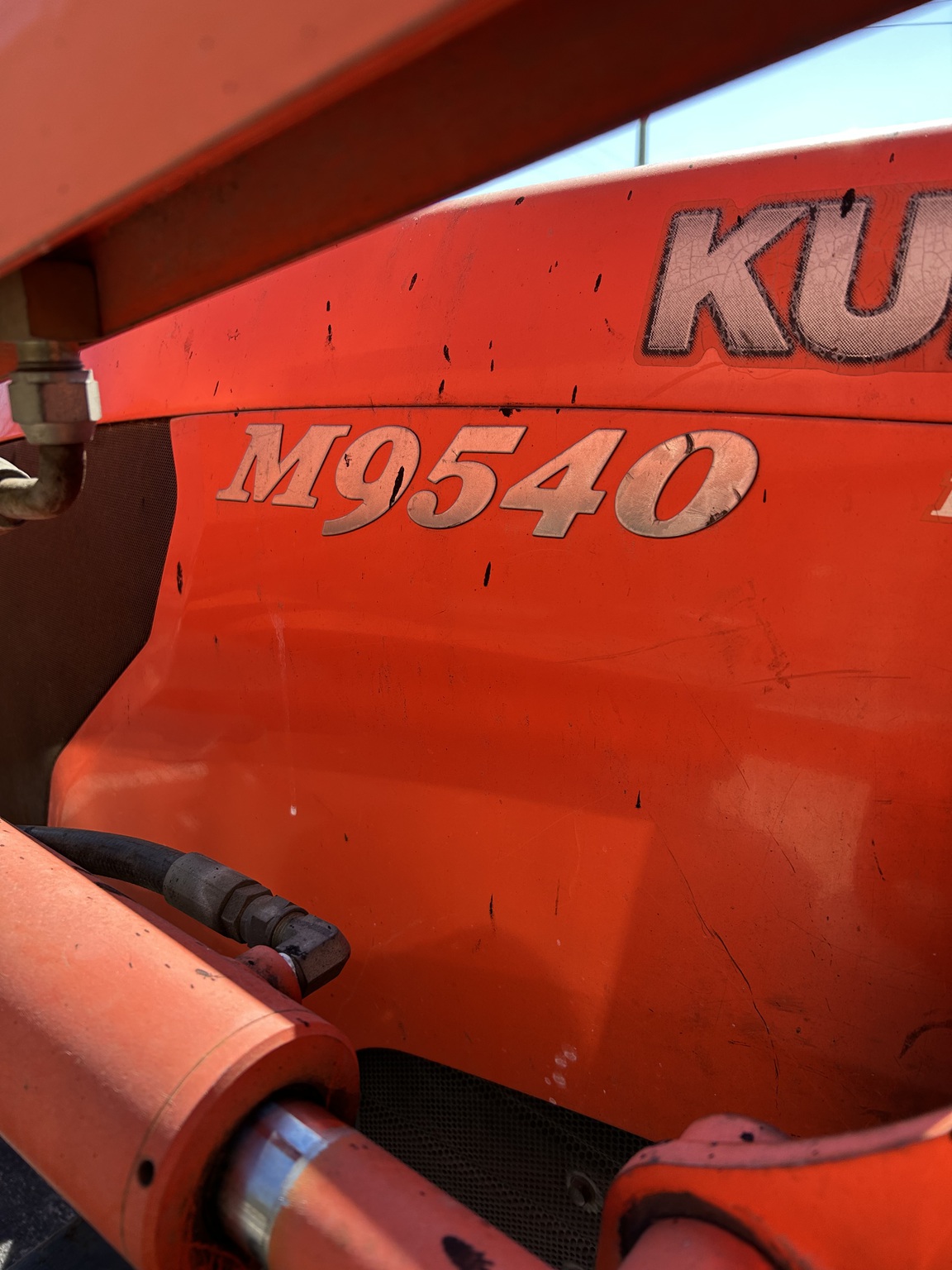 2008 Kubota M9540 Image 8