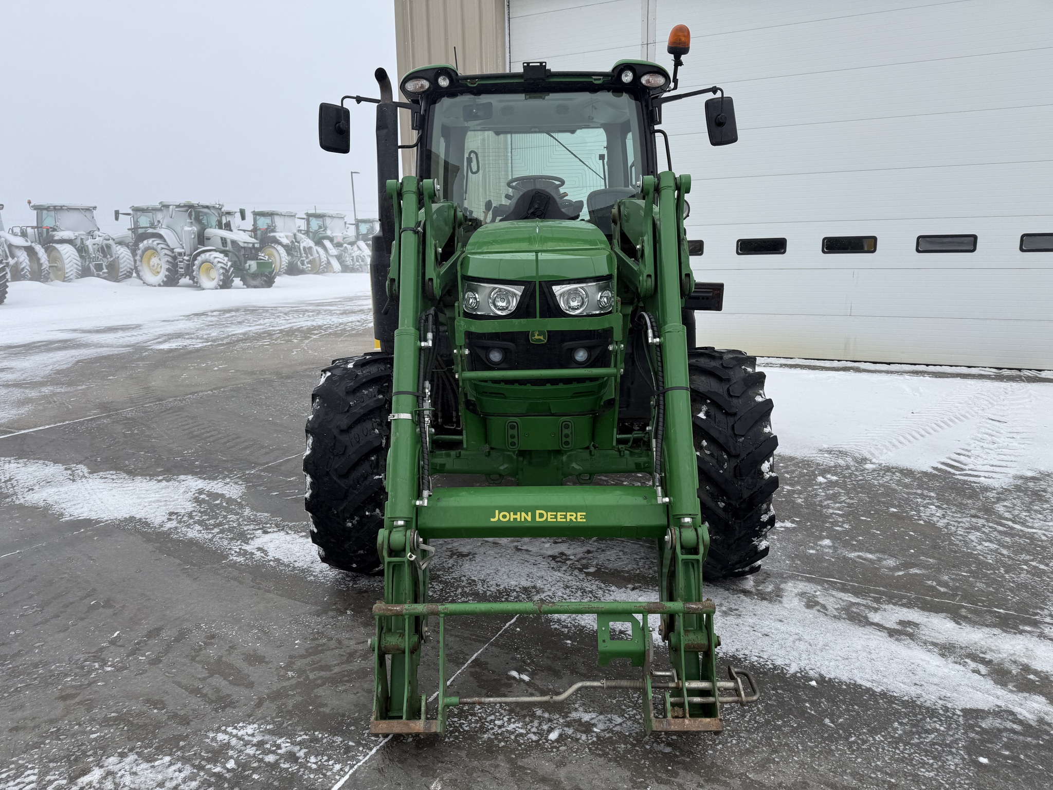 2021 John Deere 6110R Image 8