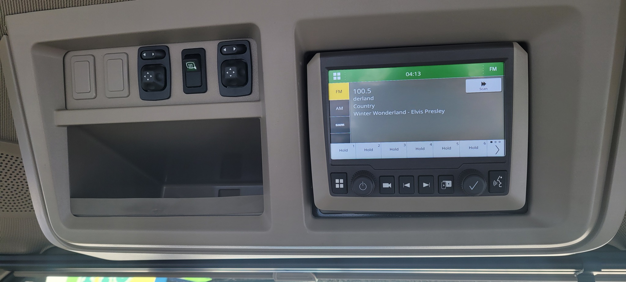 2025 John Deere 9RT 490 Image 7