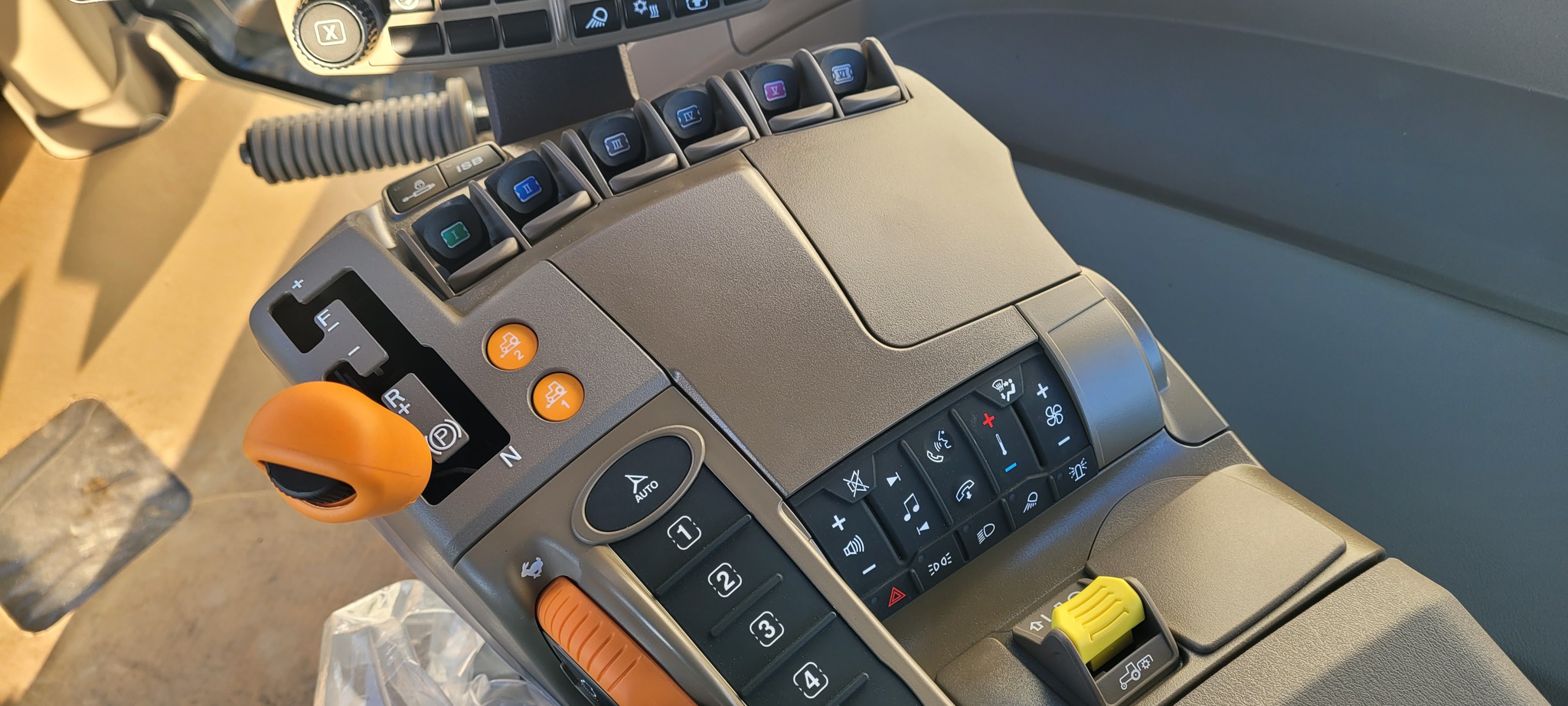 2025 John Deere 9RT 490 Image 9