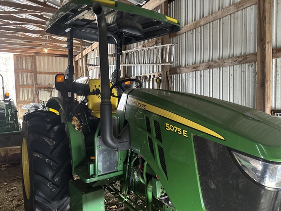 Used 2019 John Deere 5075E Utility Tractors at Koenig Equipment in Greenville, OH - Photo2