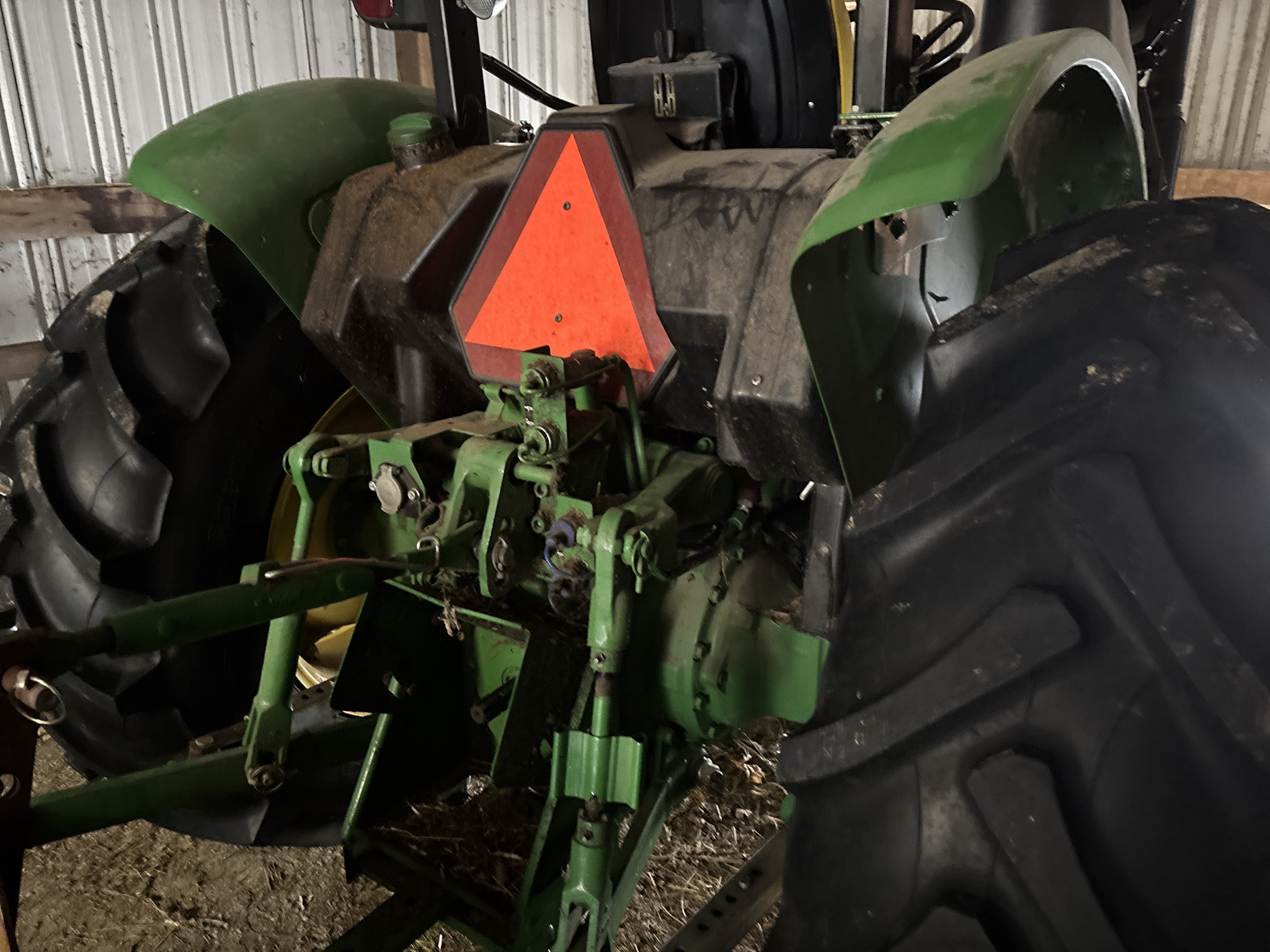 Used 2019 John Deere 5075E Utility Tractors at Koenig Equipment in Greenville, OH - PhotoXL7