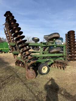 2005 John Deere 637 Photo 5