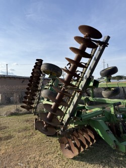 2005 John Deere 637 Photo 6