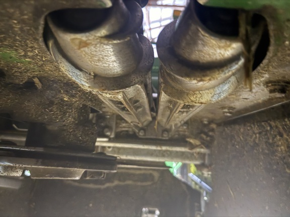 2010 John Deere 608C - Photo13