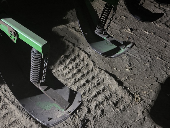 2010 John Deere 608C - Photo9