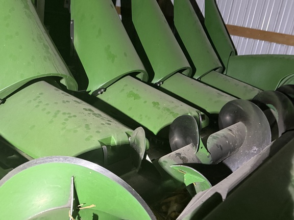 2010 John Deere 608C - Photo2