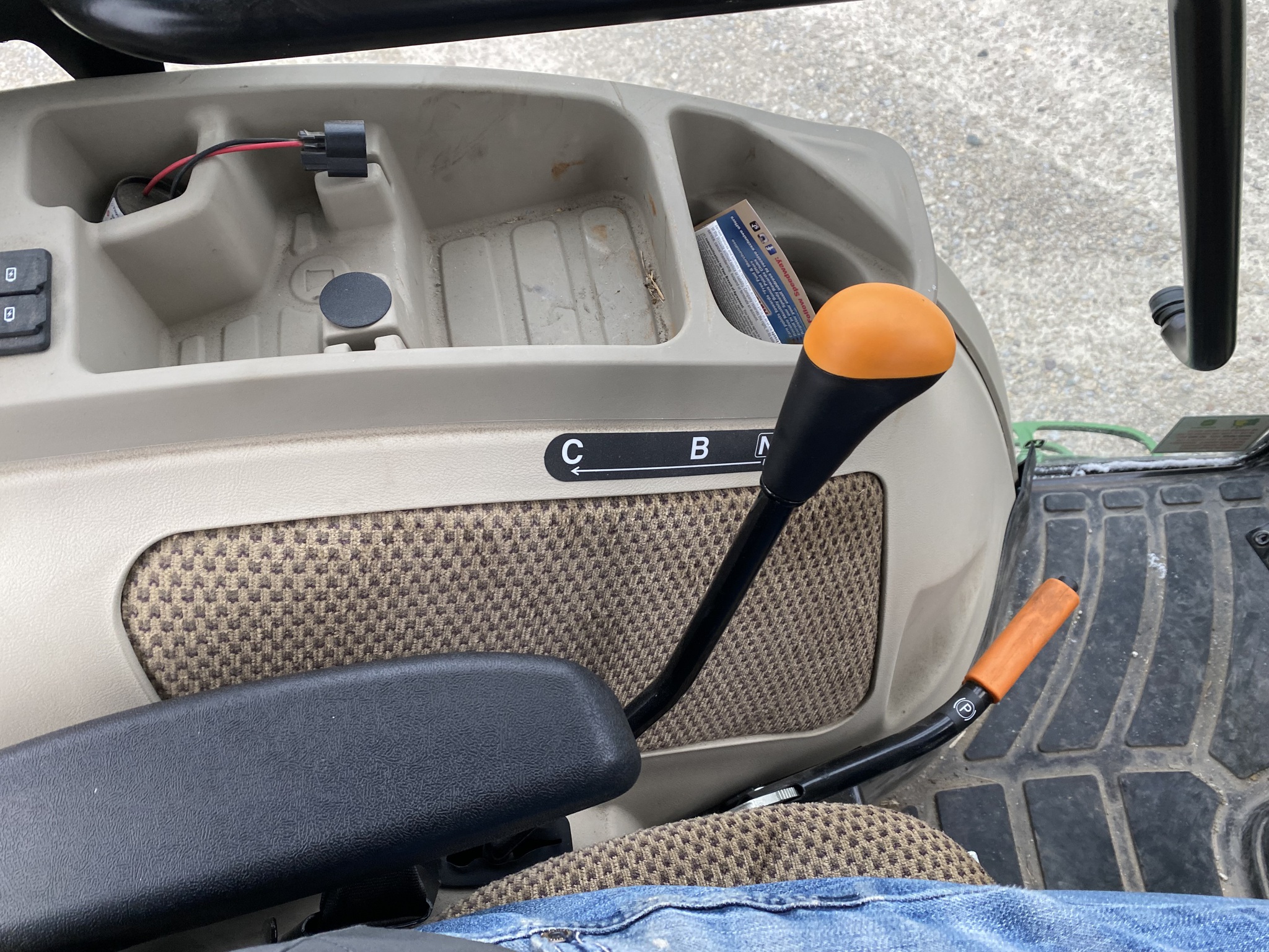 2024 John Deere 4066R Image 8