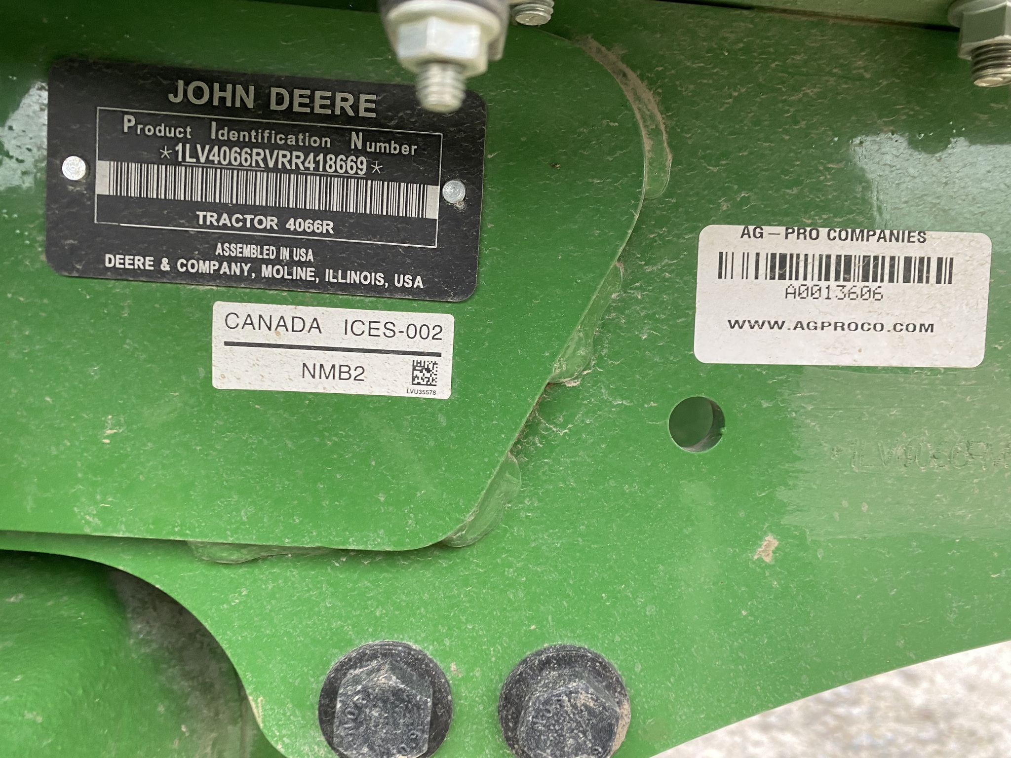 2024 John Deere 4066R Image 11