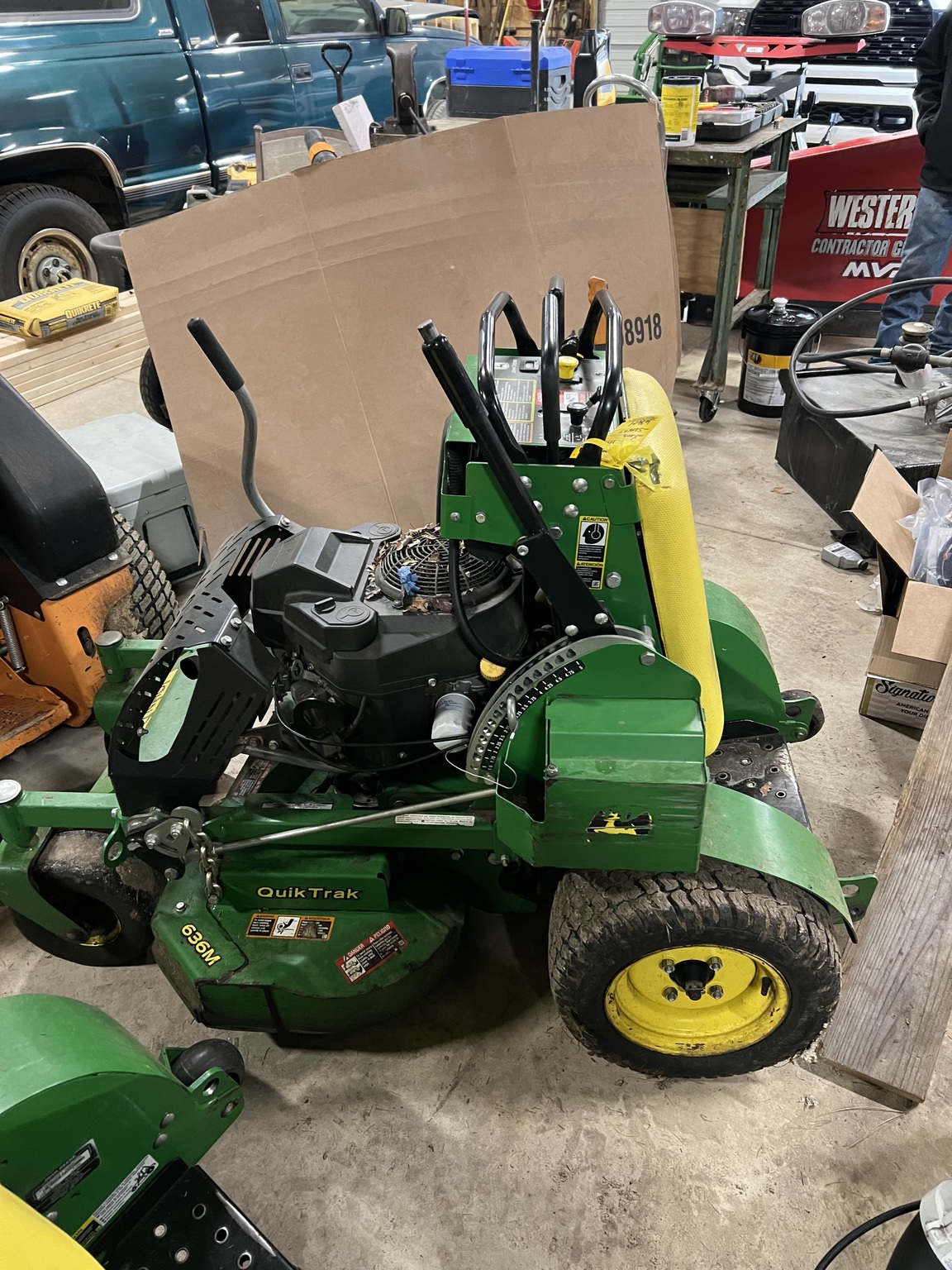 2017 John Deere 636M Image 7