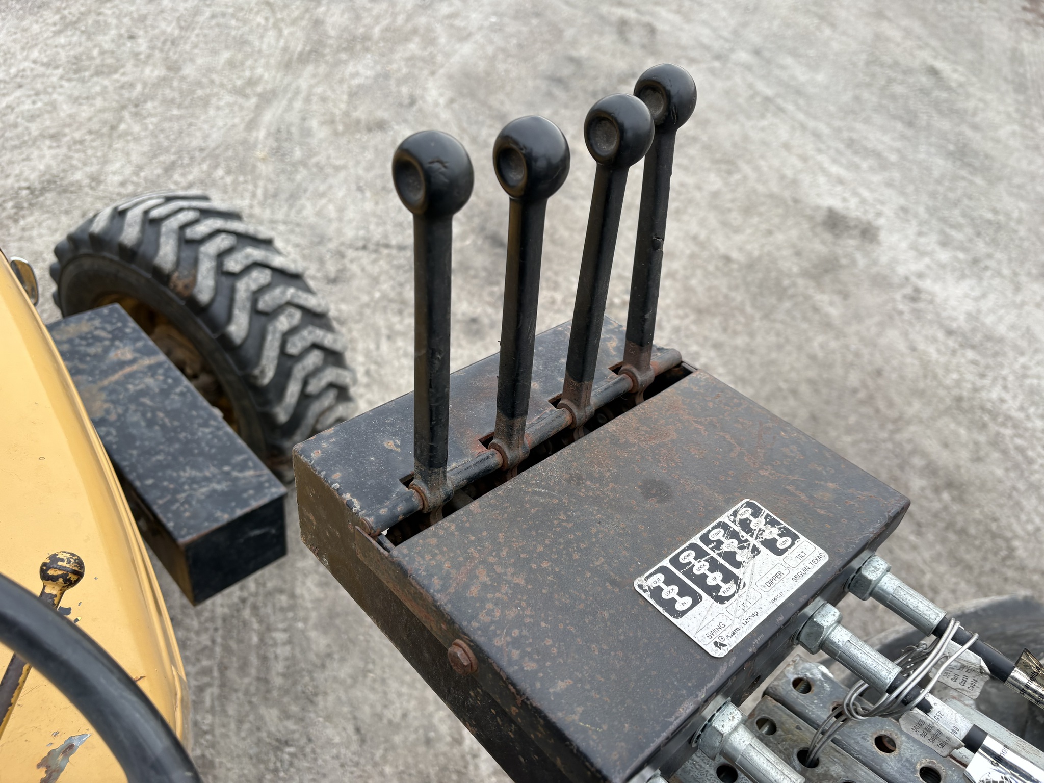 1989 Ford 545 Image 11