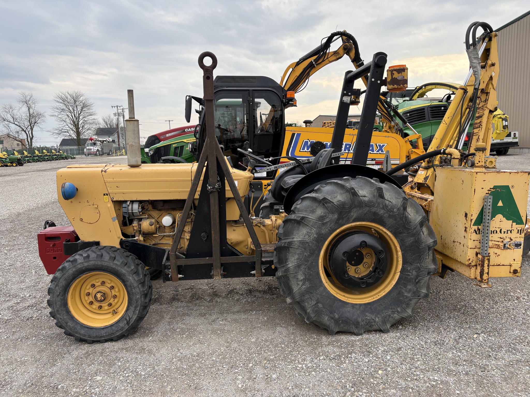 1989 Ford 545 Image 4